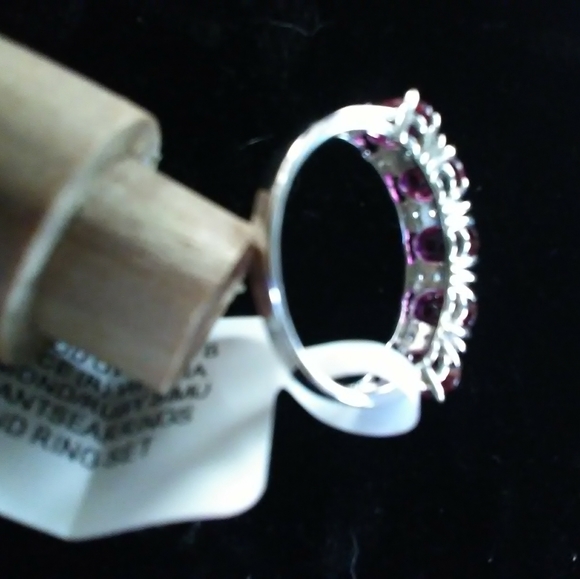 NWOT. Ring and matching earrings. - Picture 6 of 8